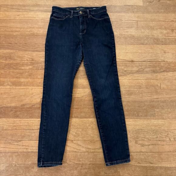 Lee Slim Fit Skinny Leg Mid Rise dark wash casual jeans pants size 6
 b32 - Picture 1 of 6